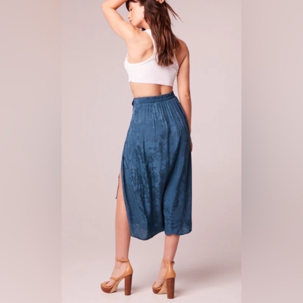 NWT Band of the Free Celene Boho Deep Teal Satin Floral Layered MIDI Skirt Med - Picture 3 of 10